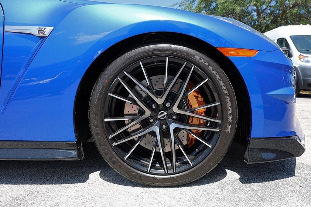 Used 2024 Nissan GT-R w/ Floor Mat Package AWD/4WD image 44