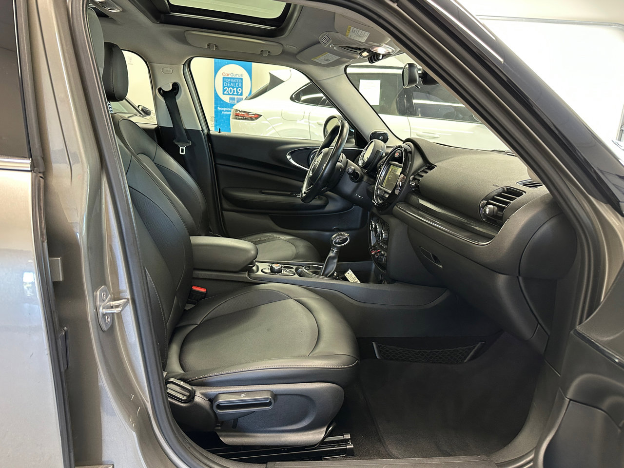 Used 2016 MINI Cooper Clubman image 25