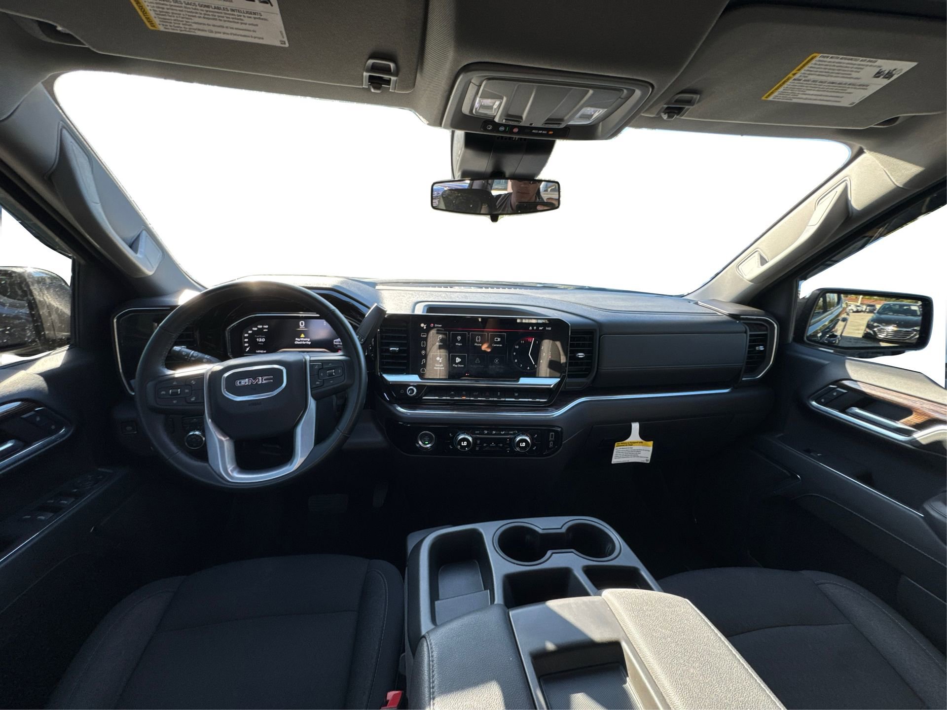 Used 2024 GMC Sierra 1500 Elevation image 27