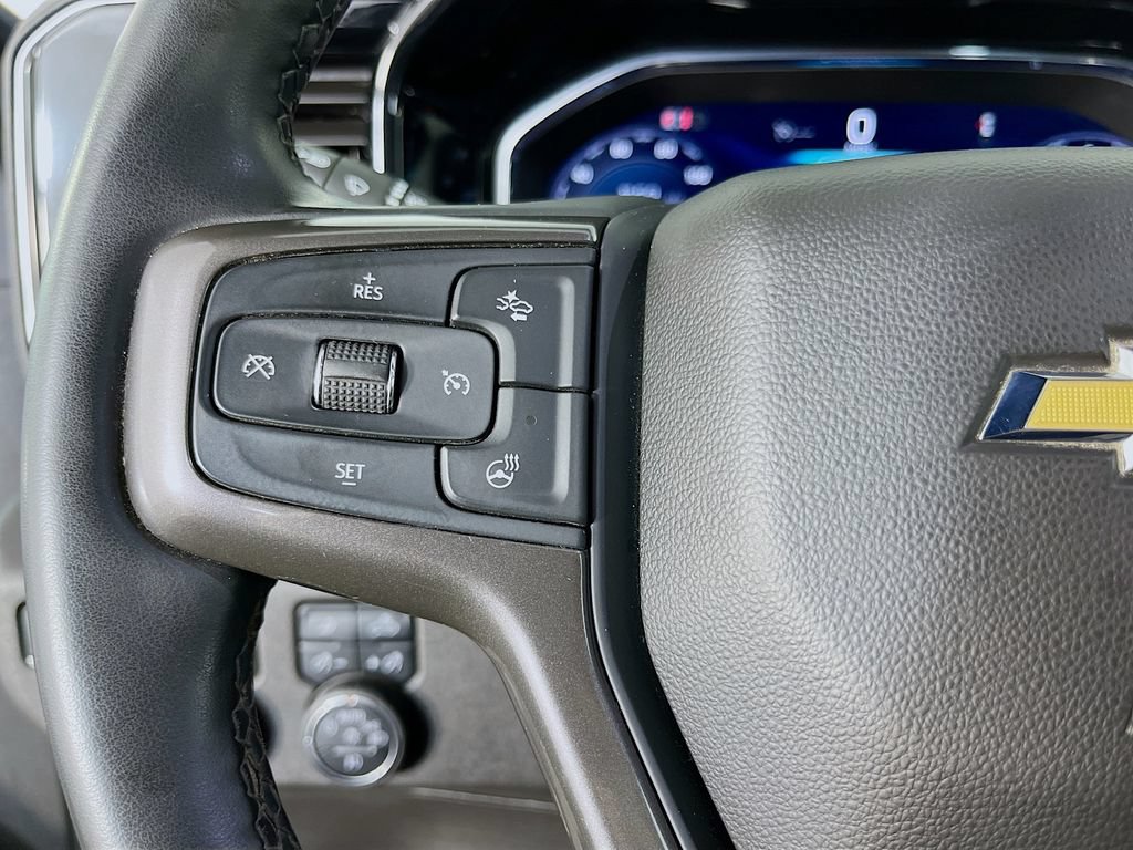 Used 2025 Chevrolet Silverado 3500 High Country w/ High Country Premium Package AWD/4WD image 15