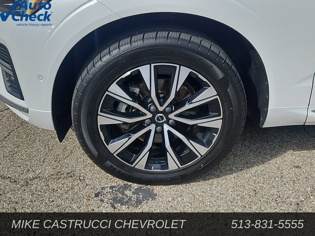 Used 2023 Volvo XC60 B5 Plus AWD/4WD image 9