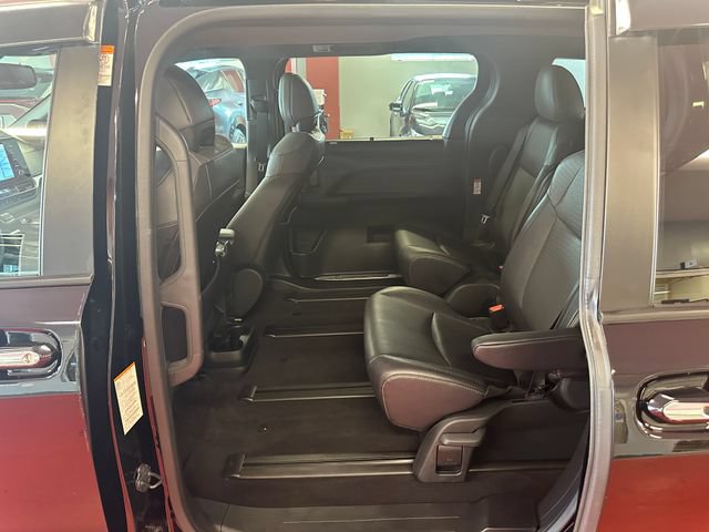 Certified 2024 Toyota Sienna XLE Woodland Edition AWD/4WD image 12