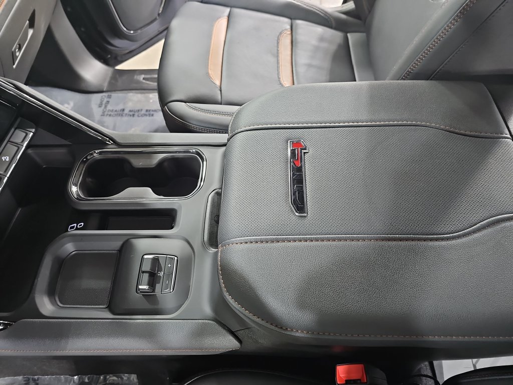 Used 2026 GMC Sierra 2500 AT4 w/ AT4 Premium Plus Package AWD/4WD image 29