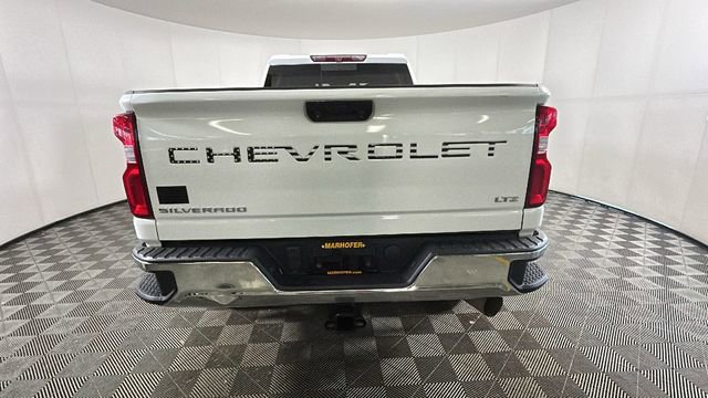 Used 2020 Chevrolet Silverado 2500 LTZ AWD/4WD image 4