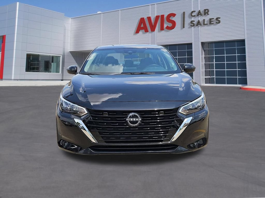 Used 2025 Nissan Sentra SV FWD image 2