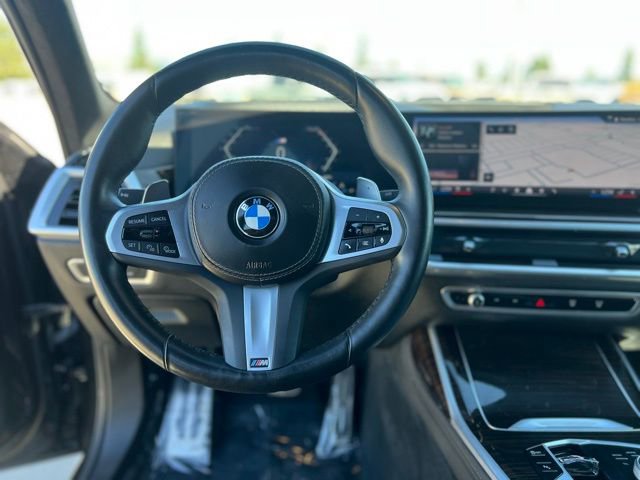 Used 2024 BMW X7 xDrive40i w/ M Sport Package image 9