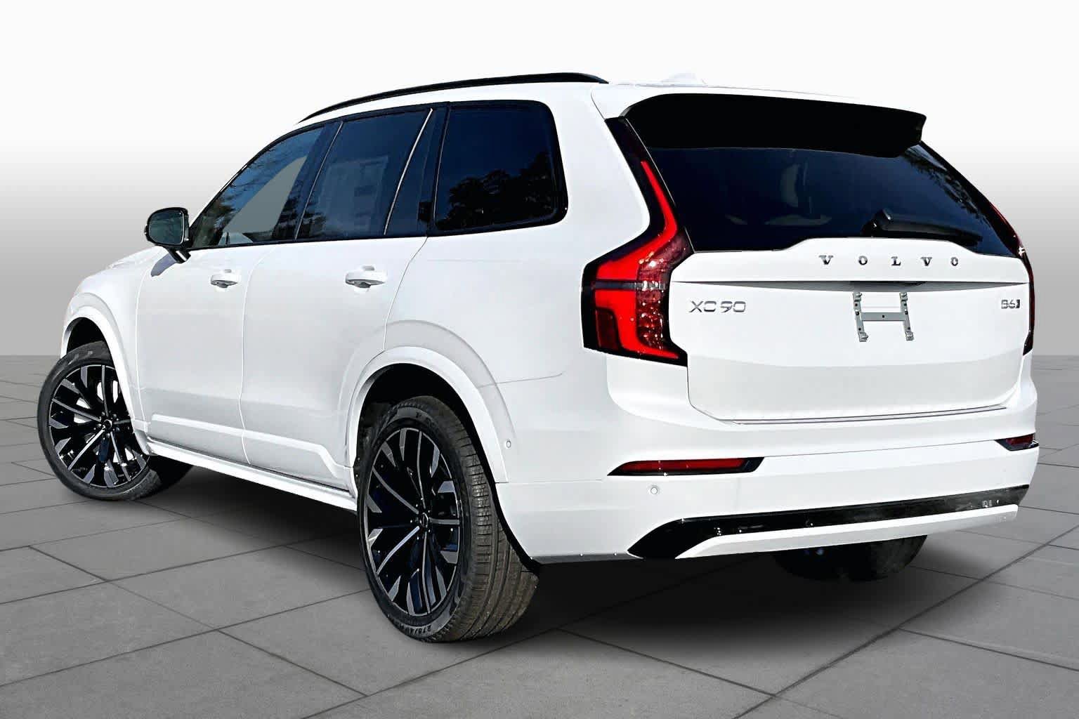 New 2026 Volvo XC90 B6 Ultra w/ Protection Package Premier image 3