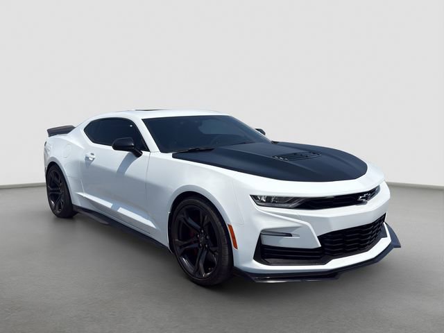 Used 2023 Chevrolet Camaro SS RWD image 8