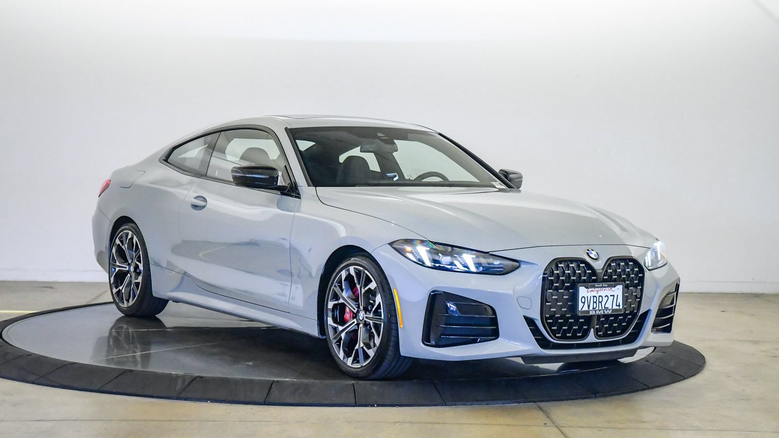 Used 2026 BMW 430i Coupe w/ M Sport Package RWD image 6