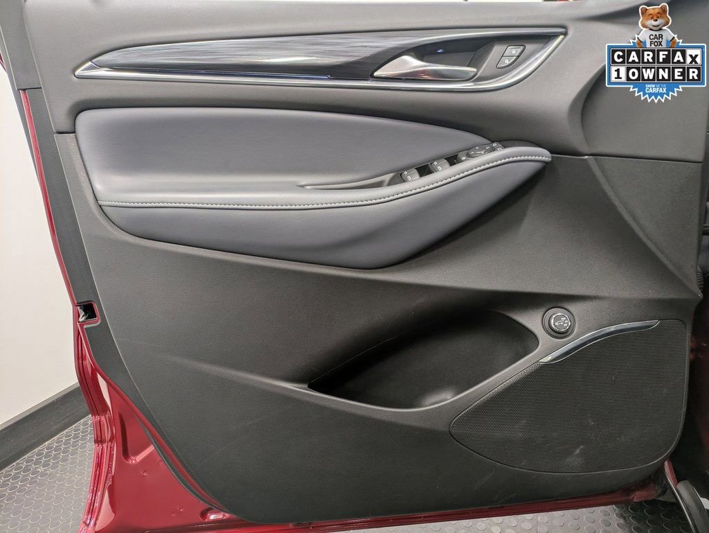 Used 2023 Buick Enclave Essence w/ Experience Buick Package image 8