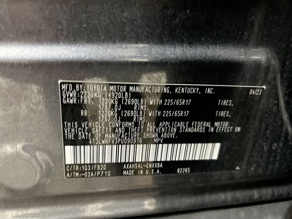 Used 2023 Toyota RAV4 LE AWD/4WD image 28