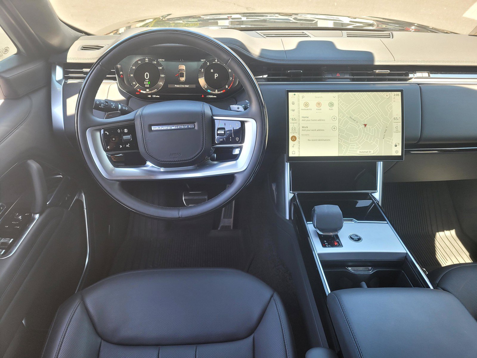 Used 2025 Land Rover Range Rover Long Wheelbase SE AWD/4WD image 15