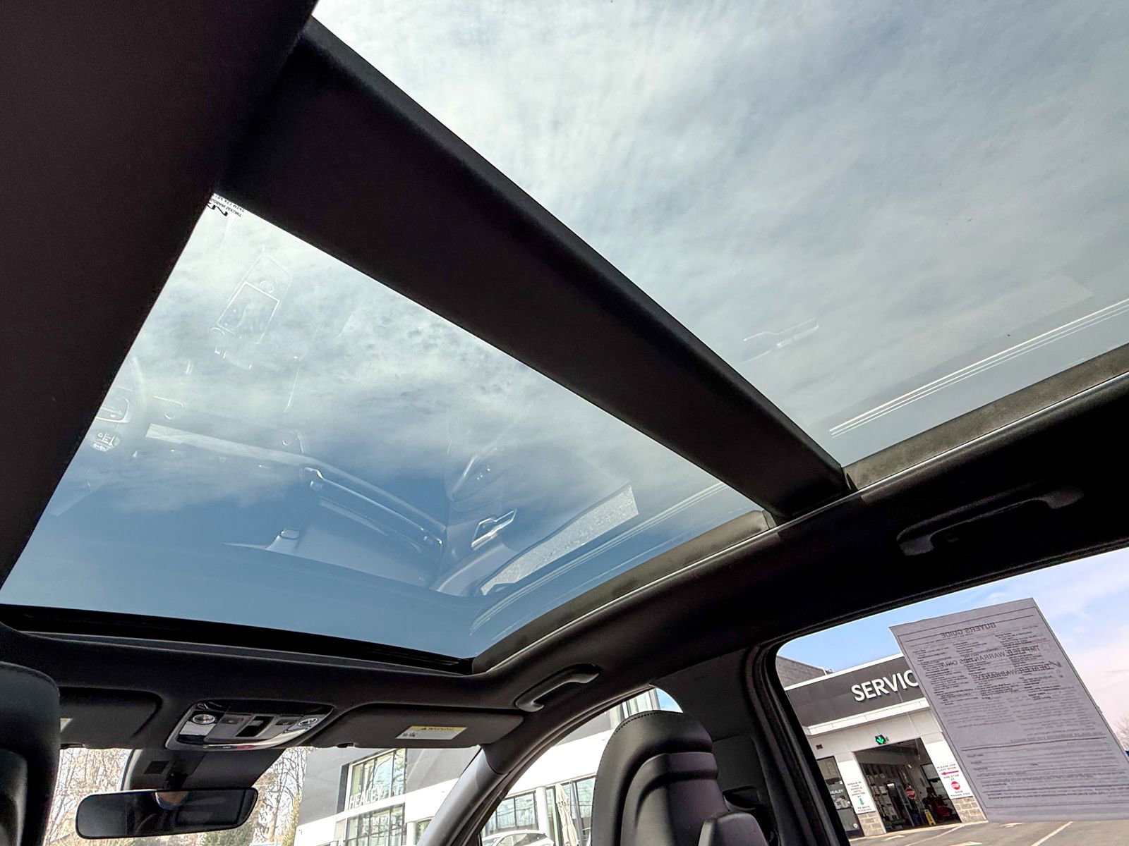 Certified 2023 Kia Sportage X-Line w/ X-Line Premium Package image 40