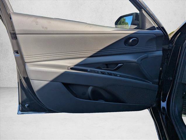 New 2026 Hyundai Elantra SEL Sport FWD image 22