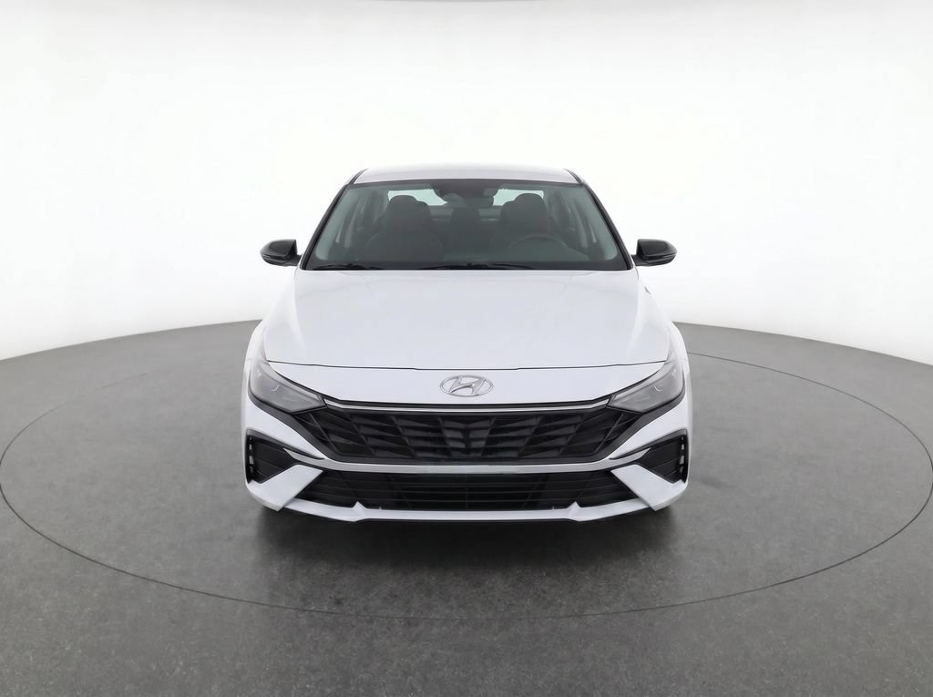 New 2026 Hyundai Elantra SEL Sport FWD image 5
