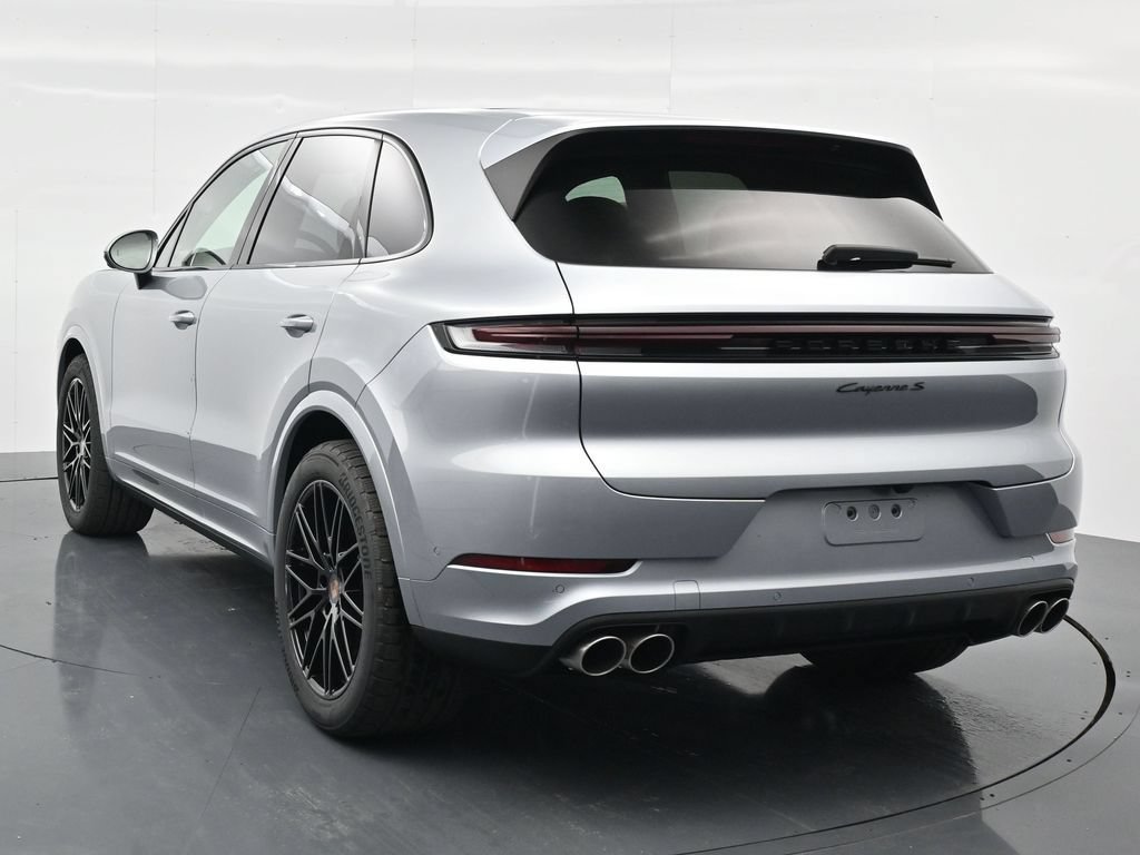 New 2026 Porsche Cayenne S AWD/4WD image 3