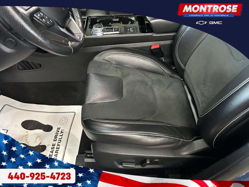Used 2020 Ford Edge ST w/ Equipment Group 401A AWD/4WD image 19