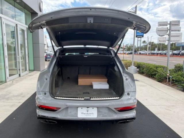 Used 2022 Bentley Bentayga AWD/4WD image 7