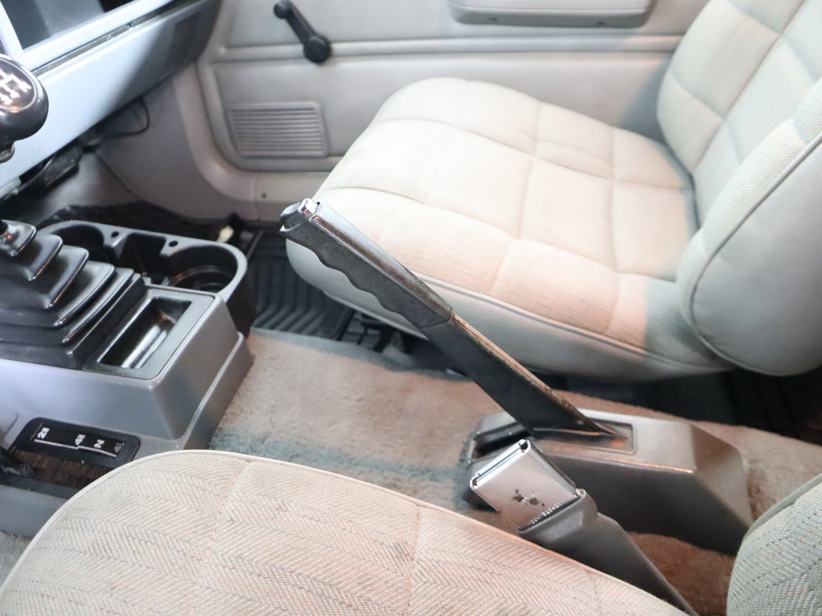 Used 1993 Jeep Cherokee 4WD 2-Door image 33