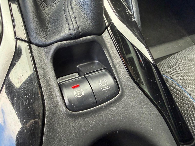 Used 2020 Toyota Corolla SE image 25