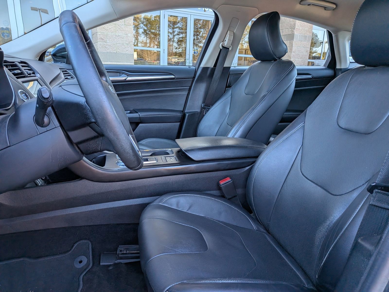 Used 2019 Ford Fusion Energi Titanium image 21