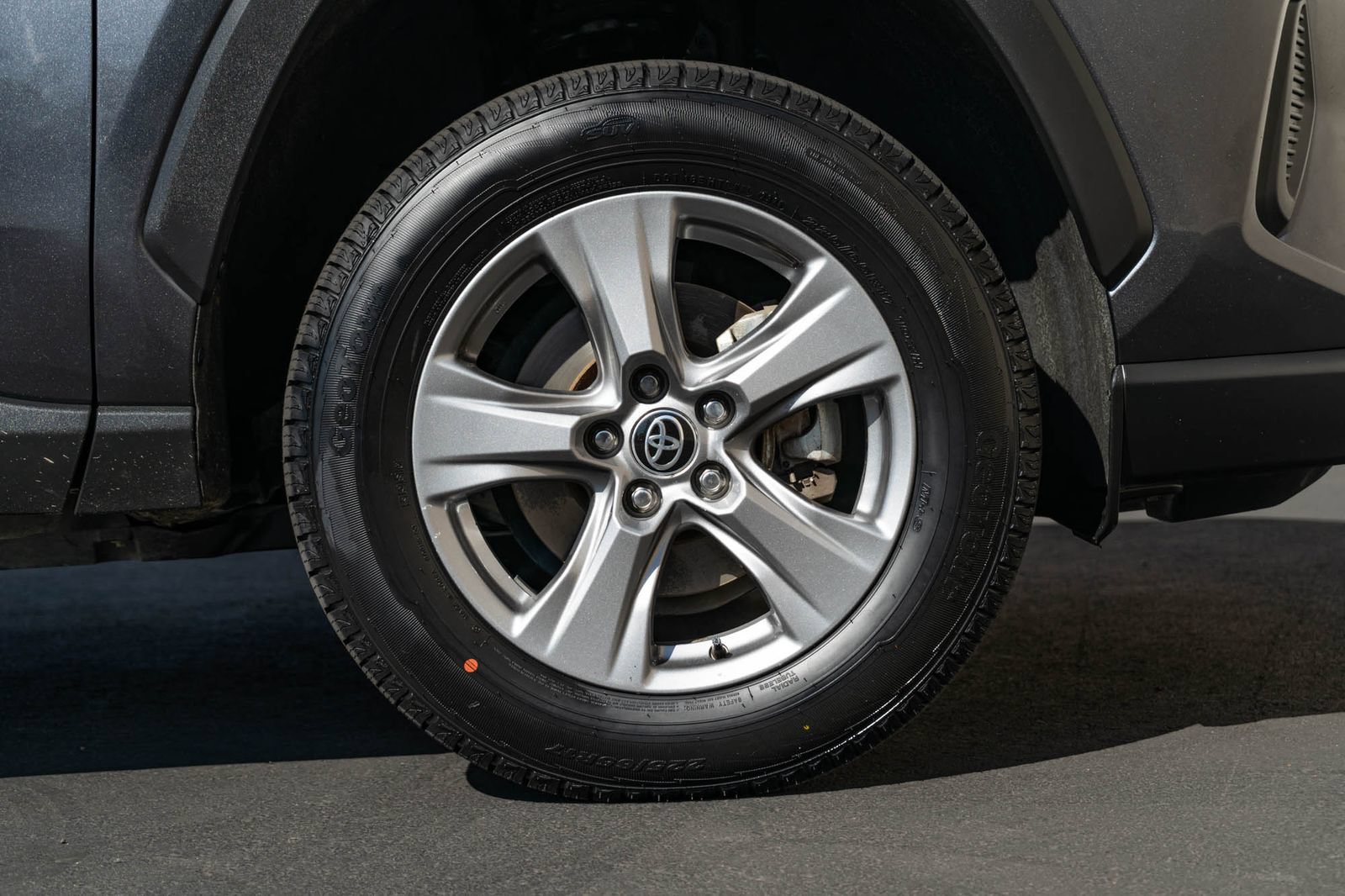 Certified 2024 Toyota RAV4 XLE AWD/4WD image 15