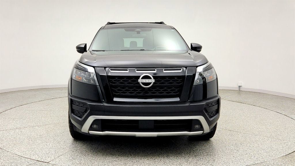 Used 2025 Nissan Pathfinder Rock Creek AWD/4WD image 2