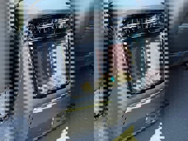 New 2026 Cadillac Escalade IQ Luxury 1 image 32