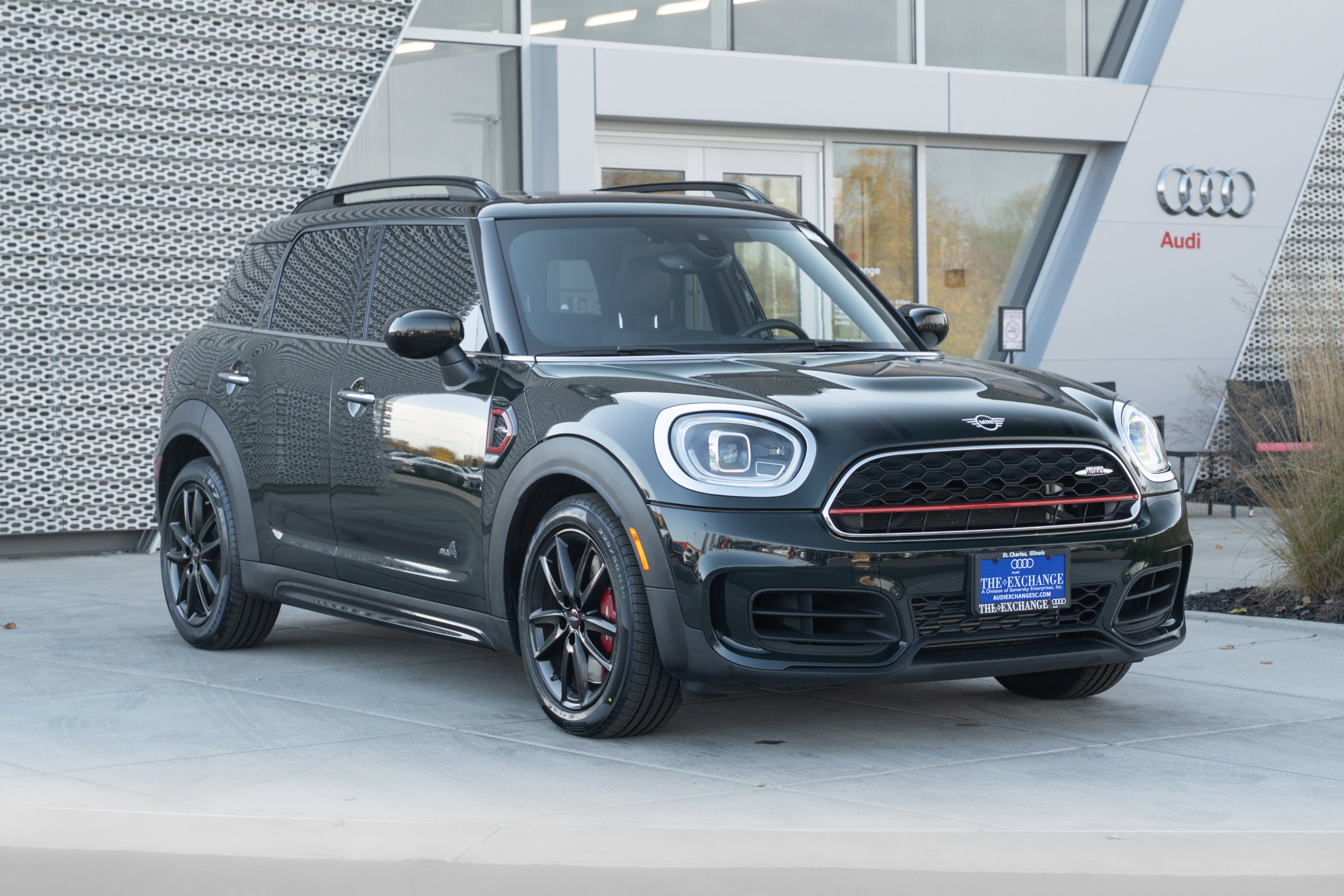Used 2022 MINI Cooper Countryman John Cooper Works w/ Signature Upholstery Package image 2