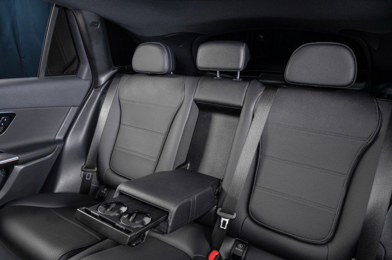 Certified 2026 Mercedes-Benz GLC 300 4MATIC image 16