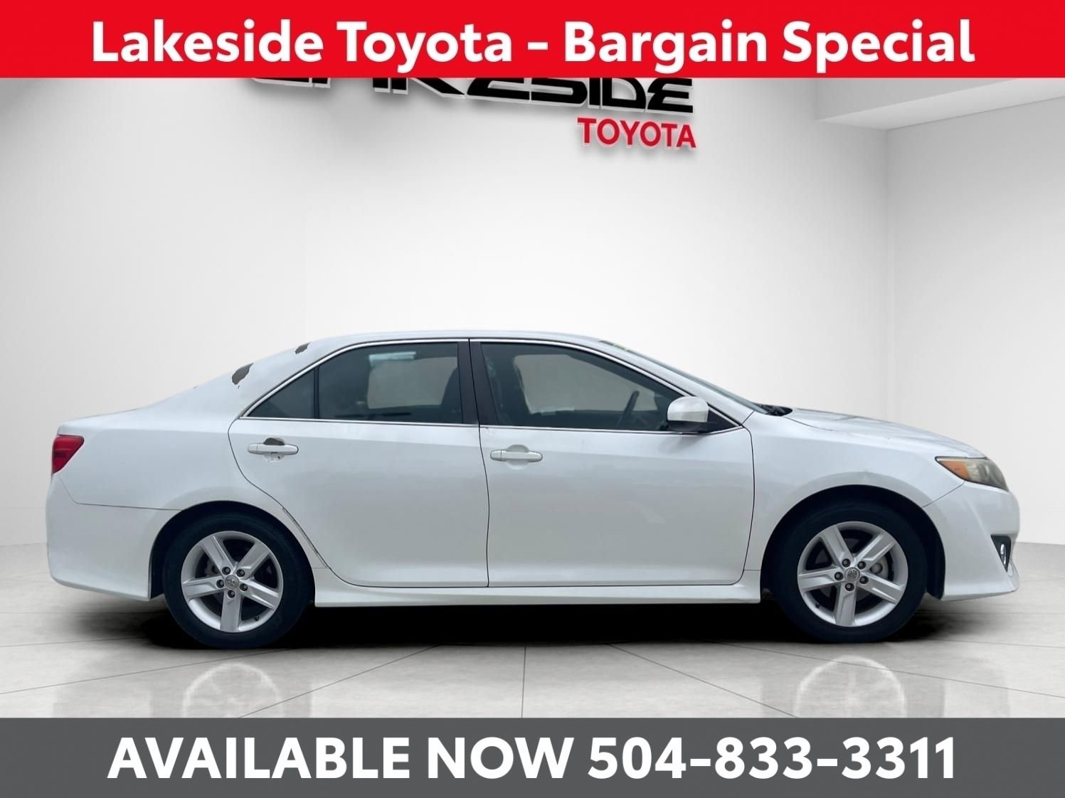 Used 2014 Toyota Camry SE image 8