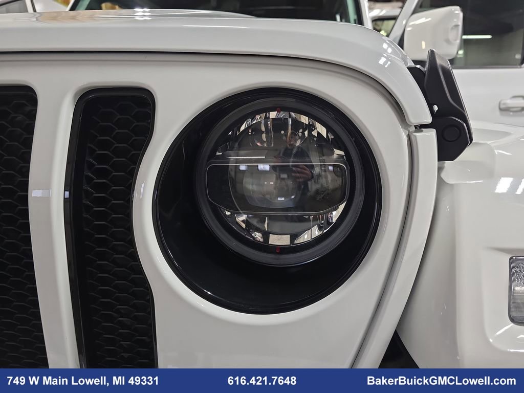 Used 2022 Jeep Wrangler Unlimited Sahara image 29