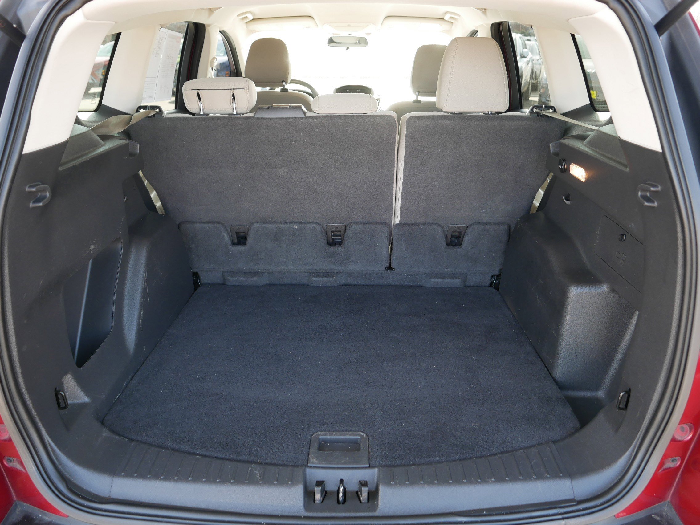 Used 2018 Ford Escape SE image 18