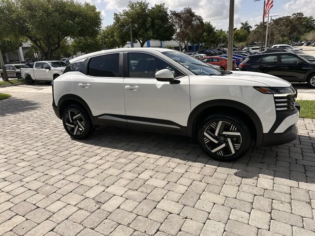 Used 2025 Nissan Kicks SV FWD image 15