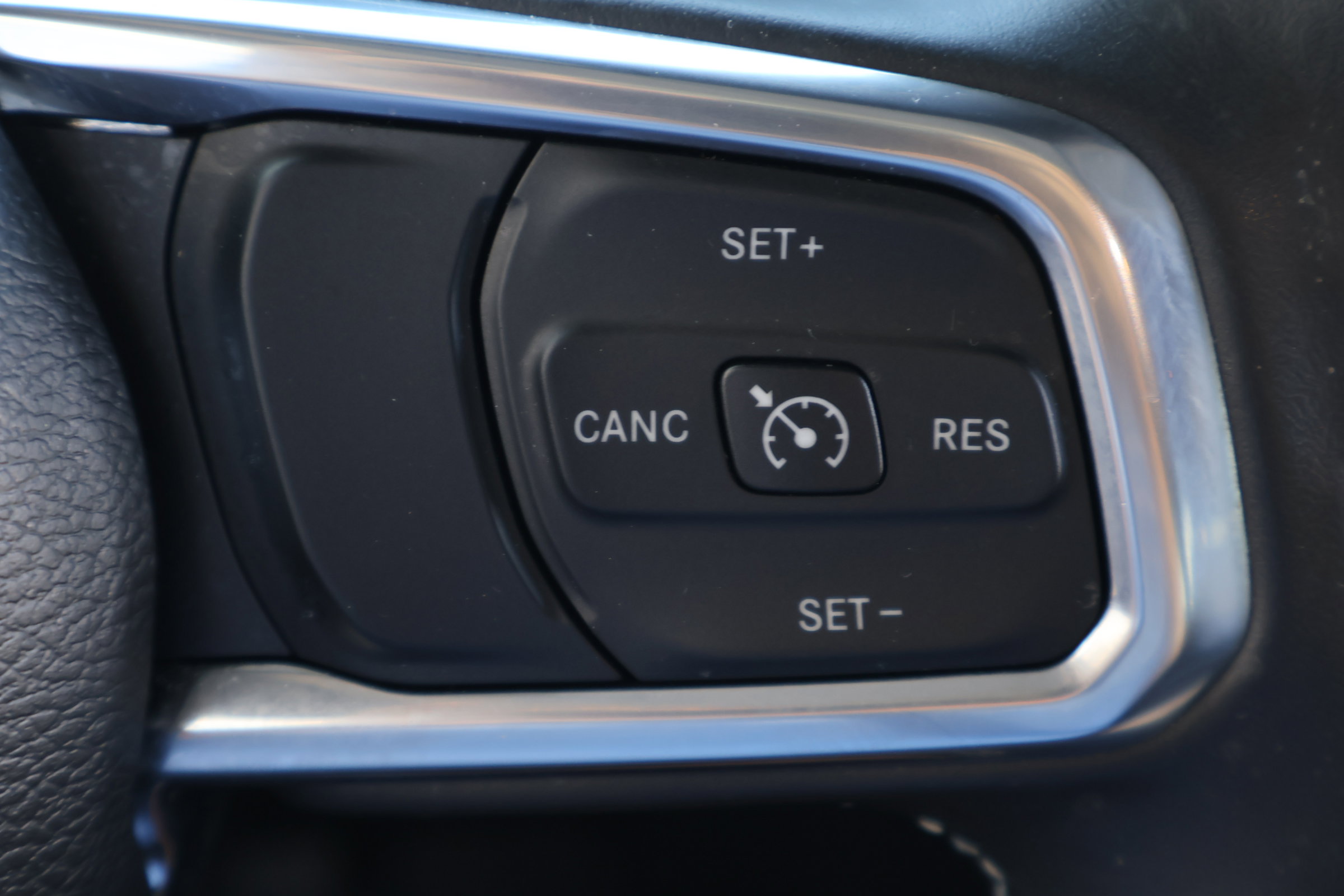 Used 2023 Jeep Wrangler Sahara w/ Cold Weather Group image 25