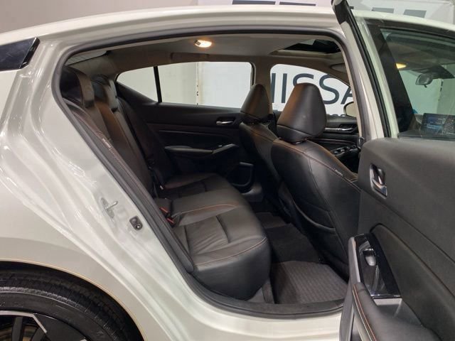 Certified 2023 Nissan Altima 2.5 SR w/ SR Premium Package image 27