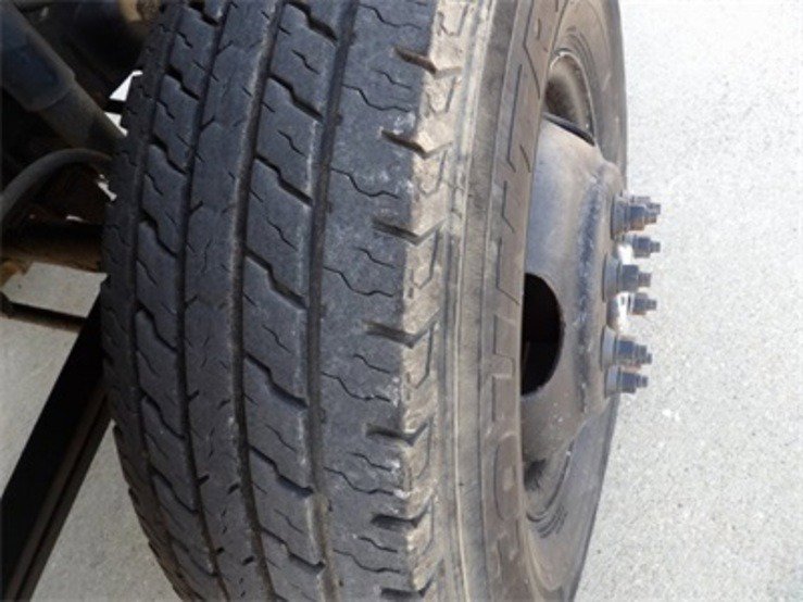 Used 1996 Ford F350 4x4 Regular Cab image 13