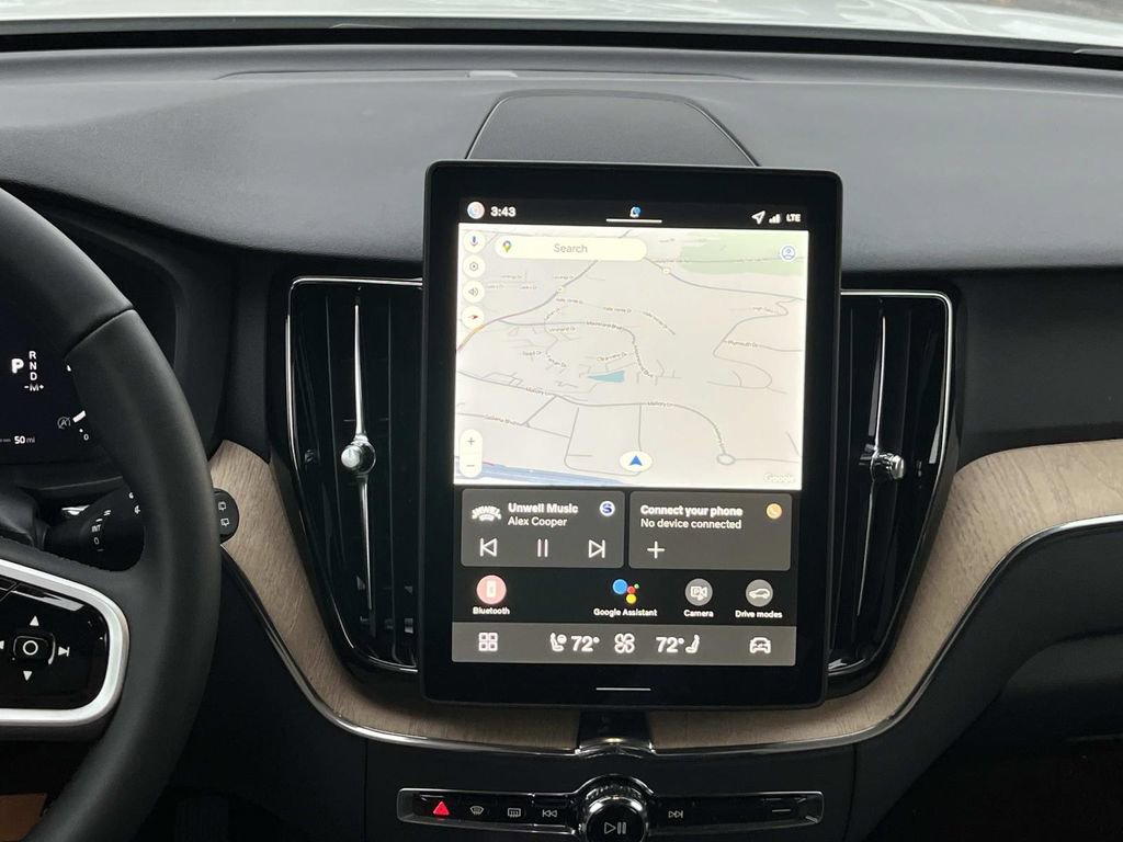 New 2026 Volvo XC60 B5 Plus w/ Protection Package Premier image 16