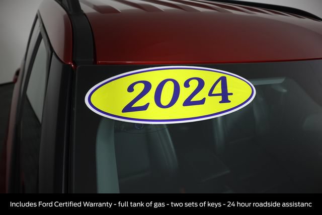 Used 2024 Ford Explorer XLT w/ Equipment Group 202A AWD/4WD image 13