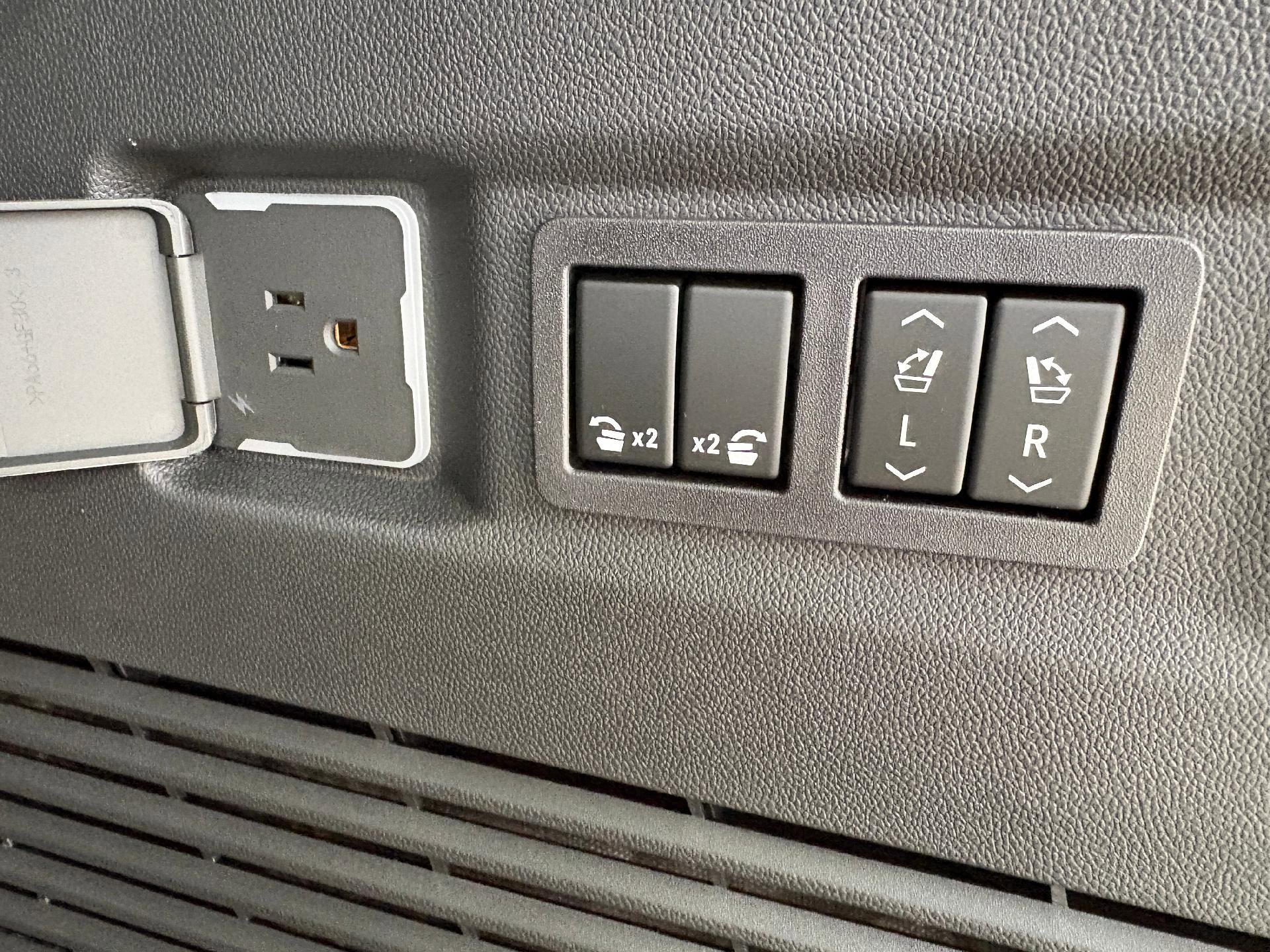 New 2026 Chevrolet Tahoe Premier w/ Sun And Tow Package image 14