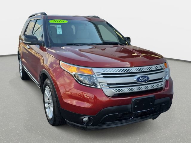 Used 2014 Ford Explorer XLT w/ Equipment Group 202A image 3