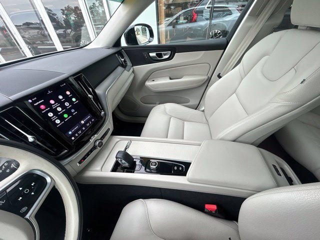 Certified 2024 Volvo XC60 B5 Core w/ Climate Package AWD/4WD image 21