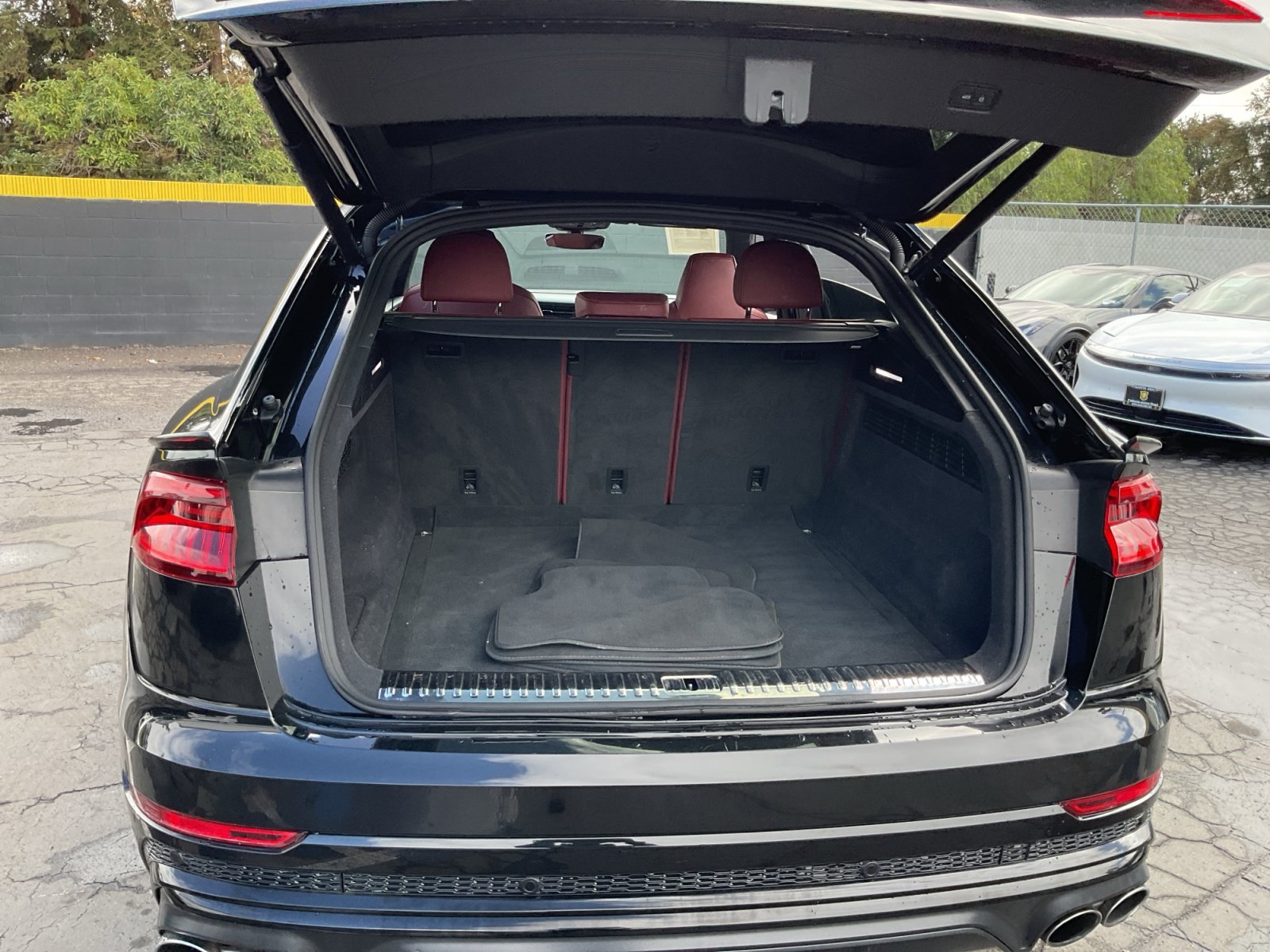 Used 2022 Audi SQ8 Premium Plus w/ Executive Package AWD/4WD image 25