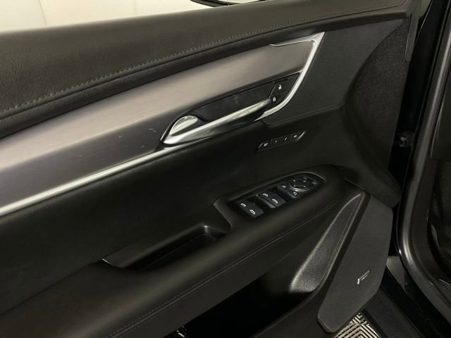 Used 2017 Cadillac XT5 Luxury w/ Driver Awareness Package image 25