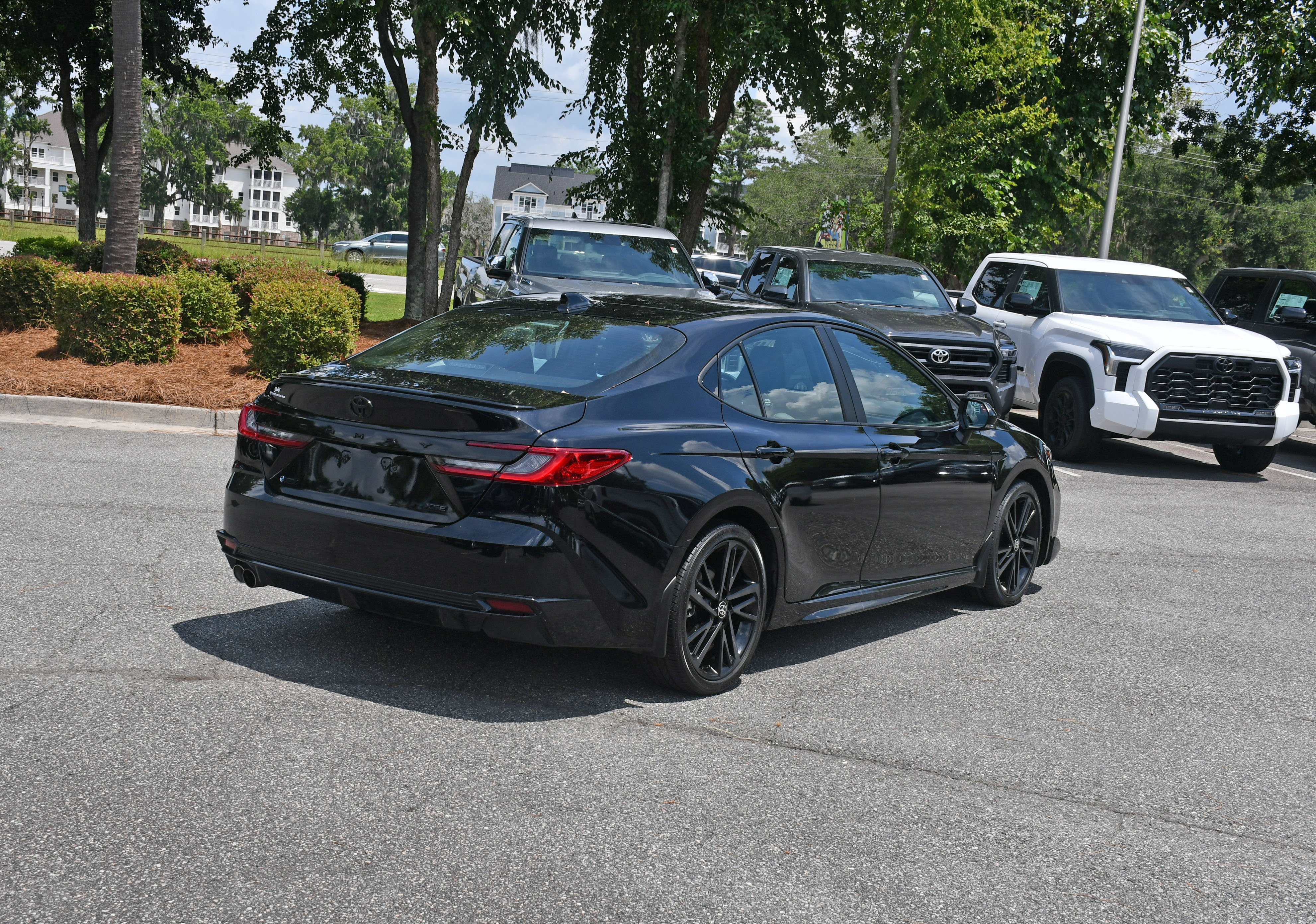 Certified 2025 Toyota Camry XSE FWD image 4