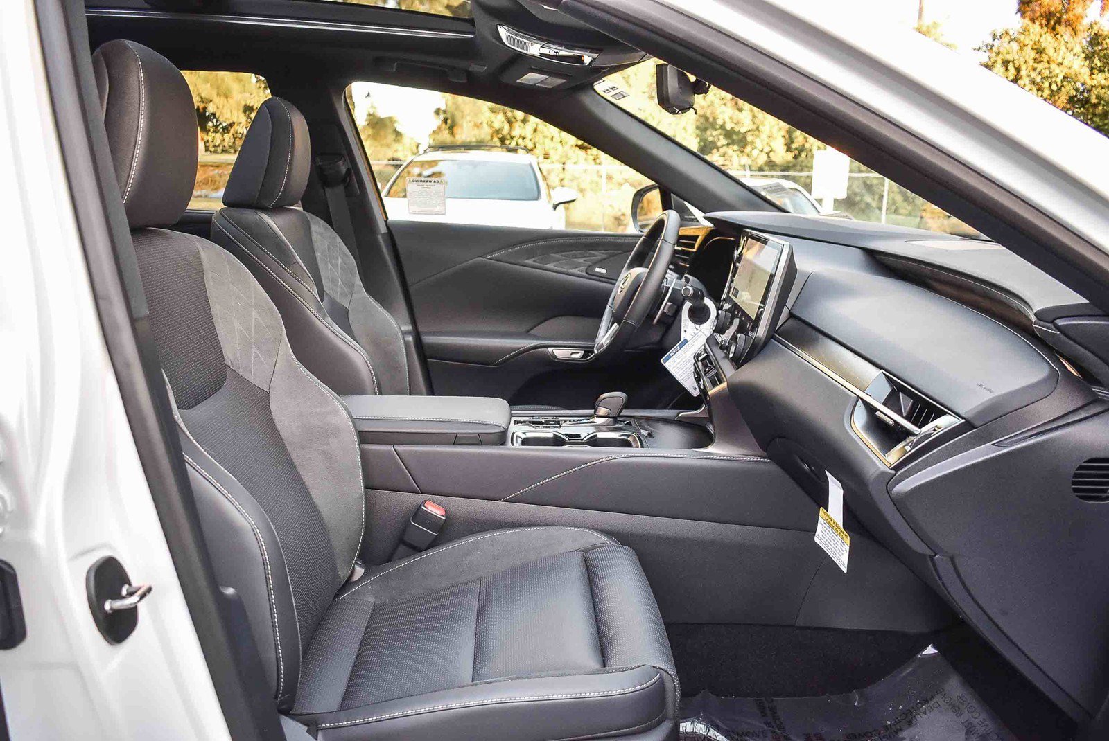 New 2026 Lexus RX 450h AWD image 16