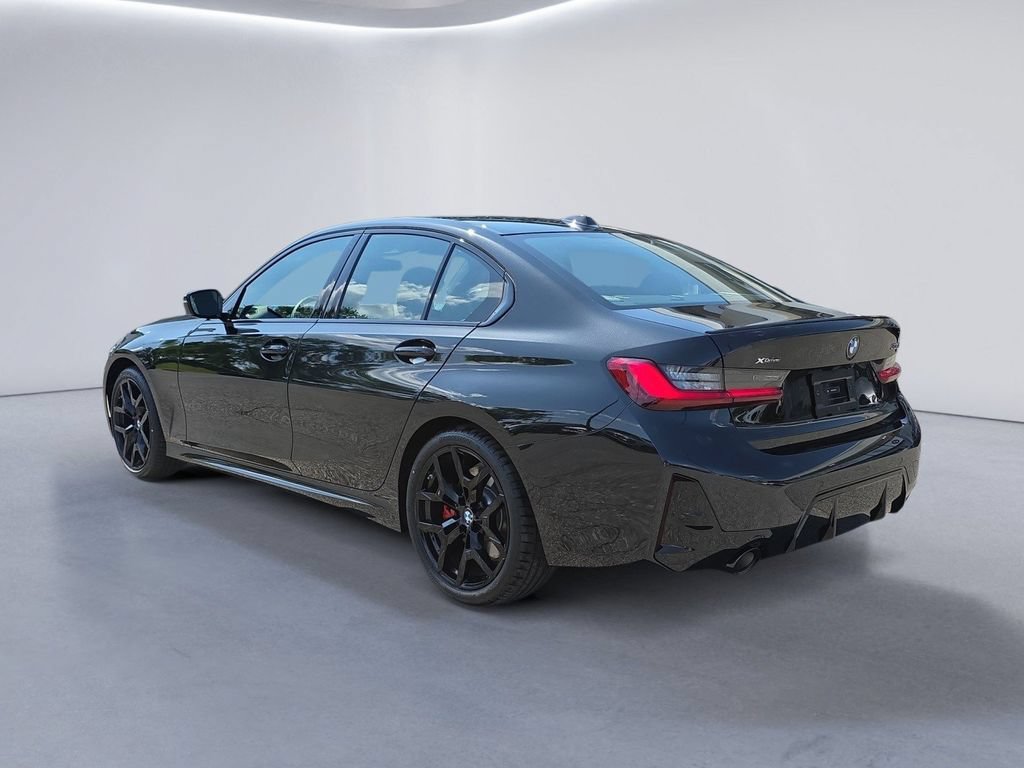 New 2026 BMW 330i xDrive Sedan w/ M Sport Package AWD/4WD image 5