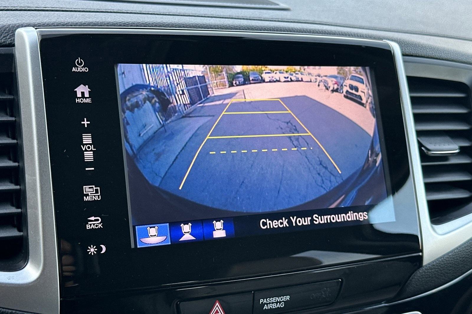 Used 2017 Honda Pilot Touring image 18