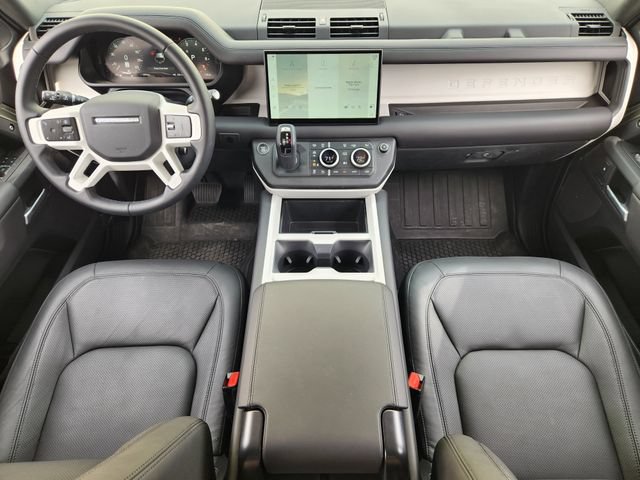 Used 2025 Land Rover Defender 110 S AWD/4WD image 25