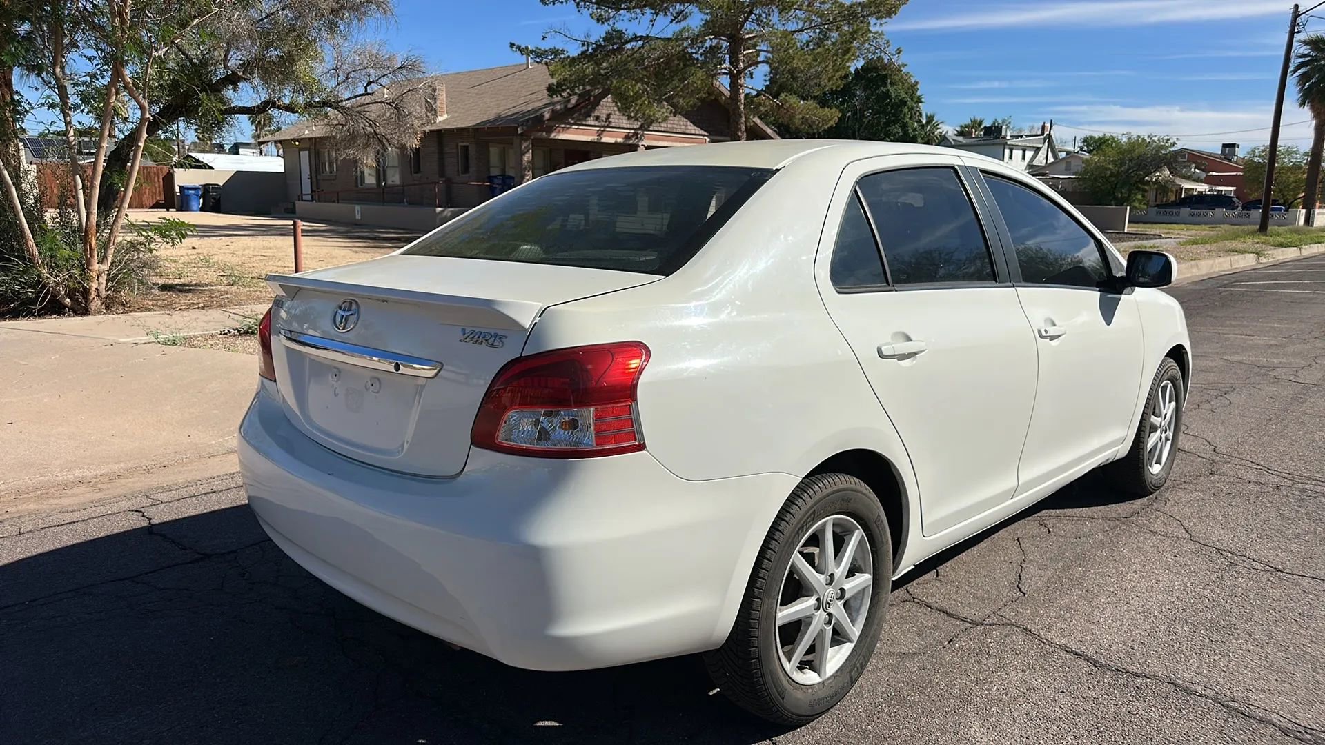 Used 2010 Toyota Yaris Sedan FWD image 30